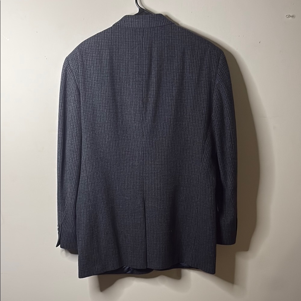 Men's Jos A Bank Blazer - Picture 9 of 13
